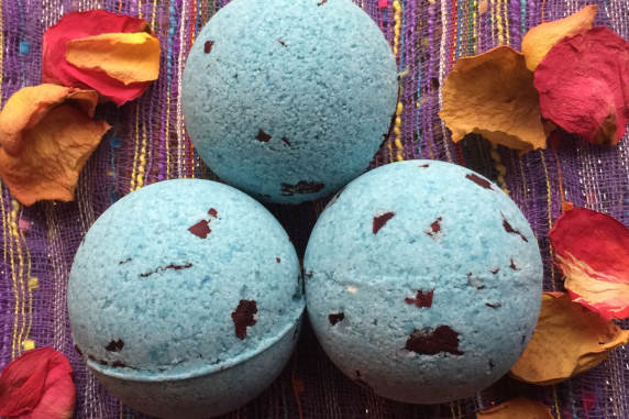" Royalty " ~ Ritual Bath Bomb ~ Commitment, Respect, Love & Job